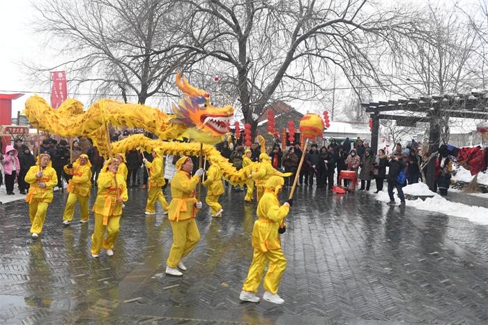 江蘇淮安老子山龜山傳統(tǒng)村落長(zhǎng)桌宴迎新年